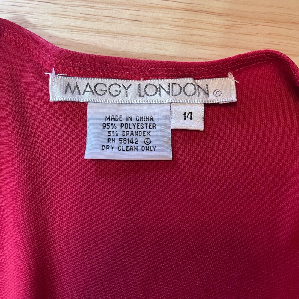 Maggy London Red Empire Waist V-Neck Long Sleeve Midi Dress Womens Size 14 - Picture 5 of 9